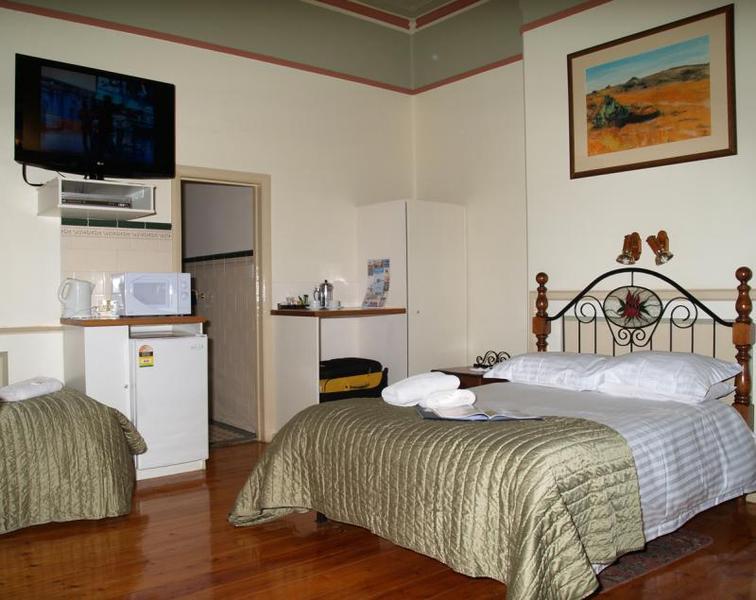 The Lodge Outback Motel Broken Hill Bagian luar foto