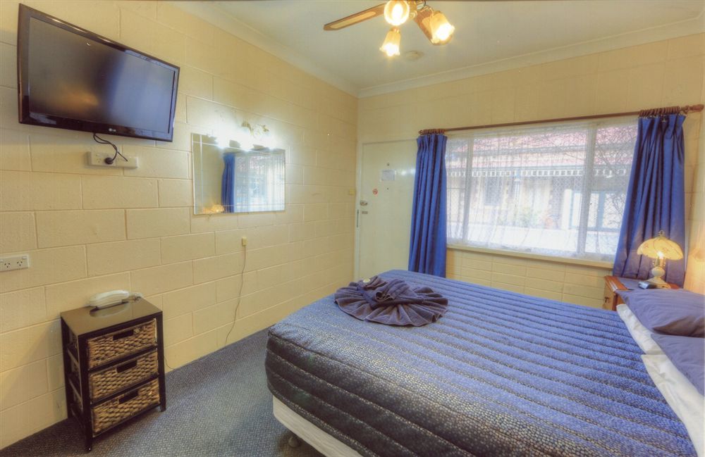 The Lodge Outback Motel Broken Hill Bagian luar foto