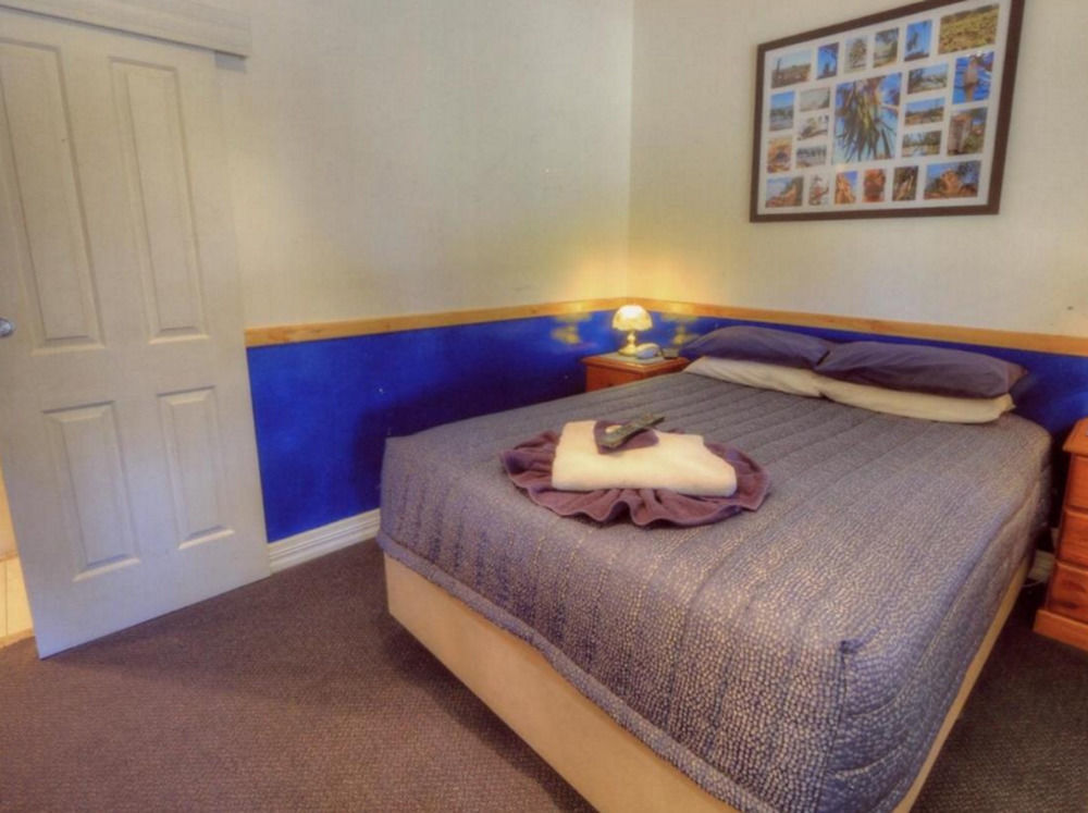 The Lodge Outback Motel Broken Hill Bagian luar foto