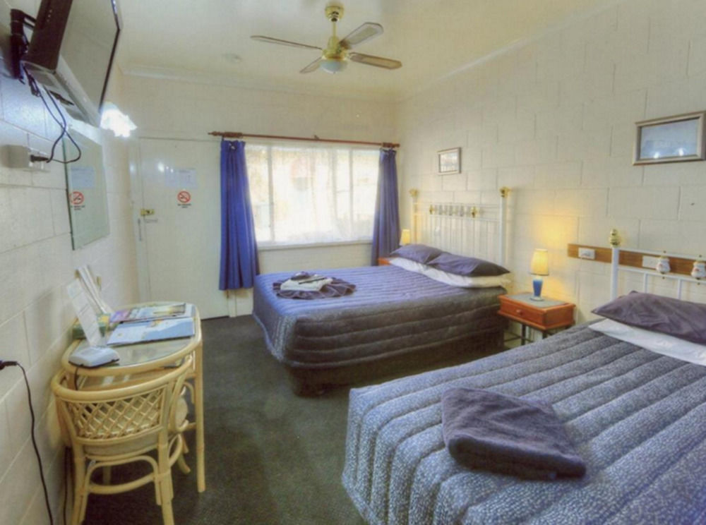 The Lodge Outback Motel Broken Hill Bagian luar foto